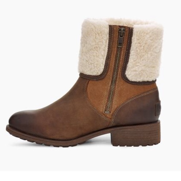 NIB UGG ELINGS Women’s Booties In Sz 7 - Picture 3 of 8